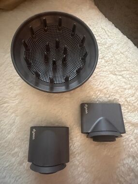 Dyson Charcoal Gray Hair Diffuser and Nozzle Attachments
